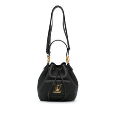 Taurillon LockMe Bucket Bag