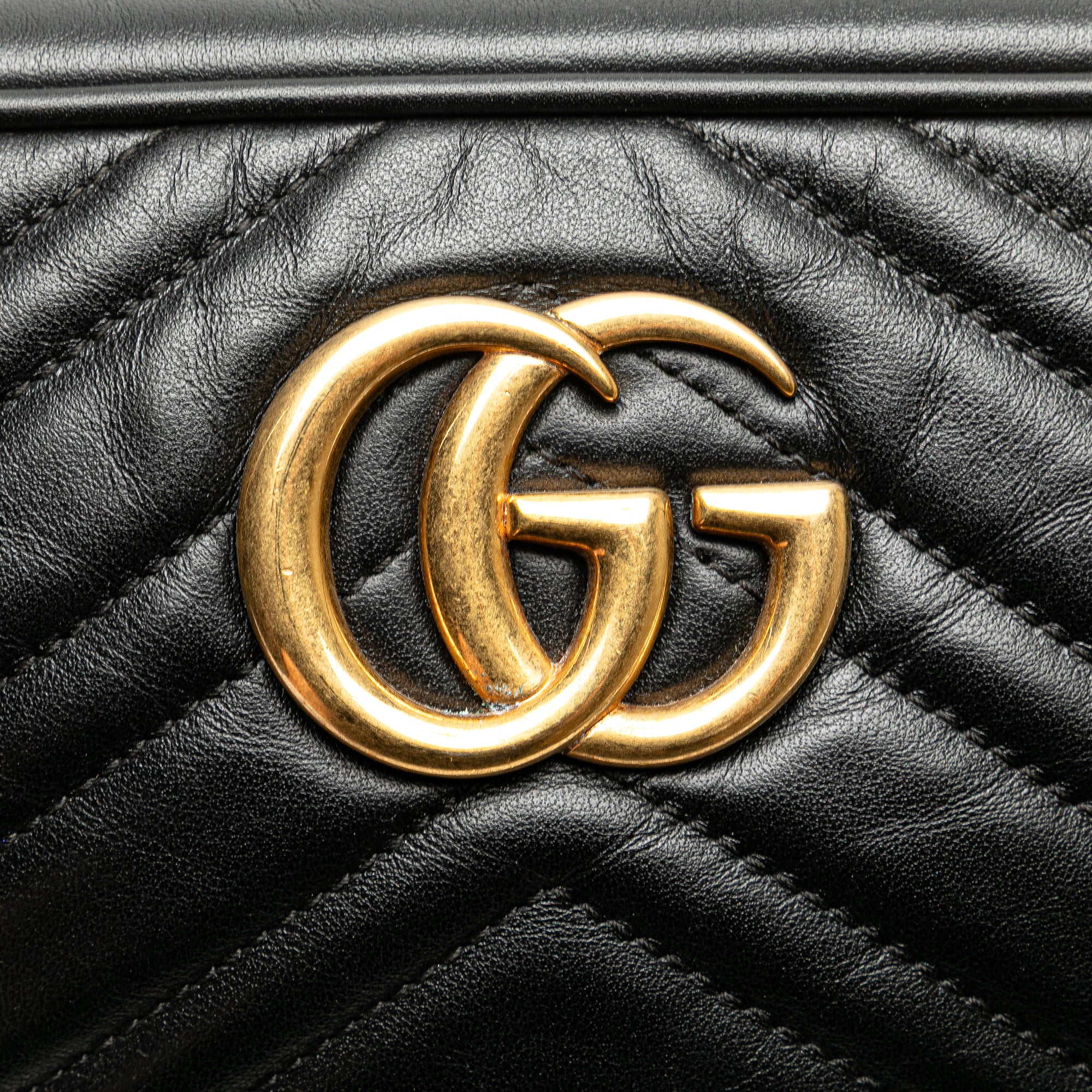 Small GG Marmont Matelasse Leather Crossbody