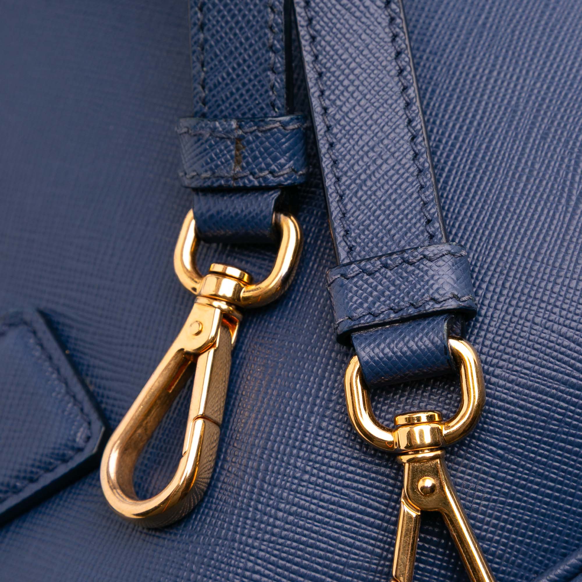 Small Saffiano Lux Galleria Double Zip Satchel