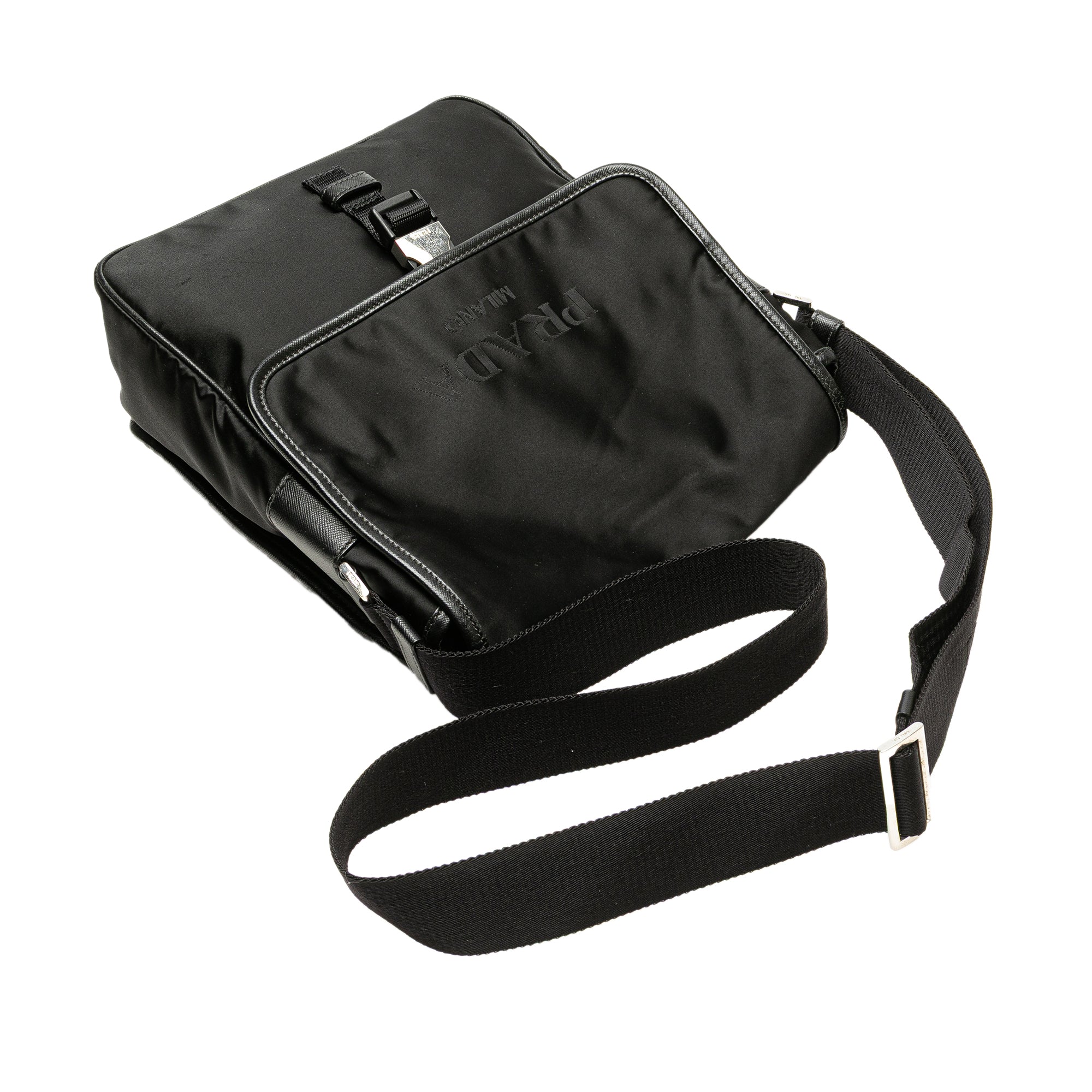 Tessuto Buckle Messenger Bag