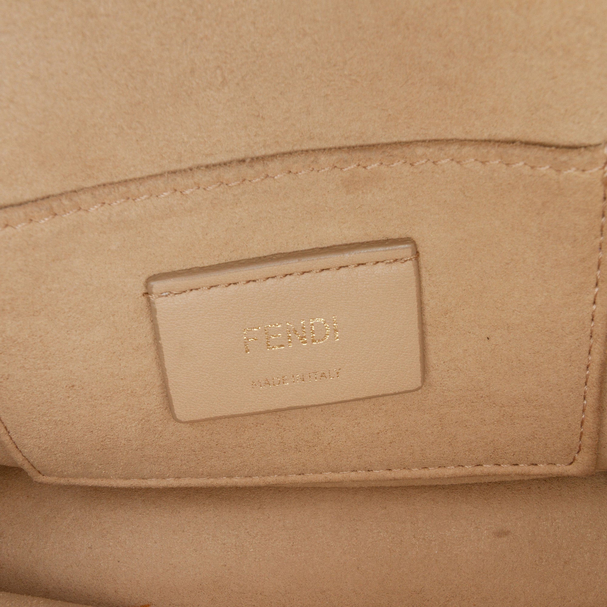 Small Scalloped Leather Kan I Crossbody