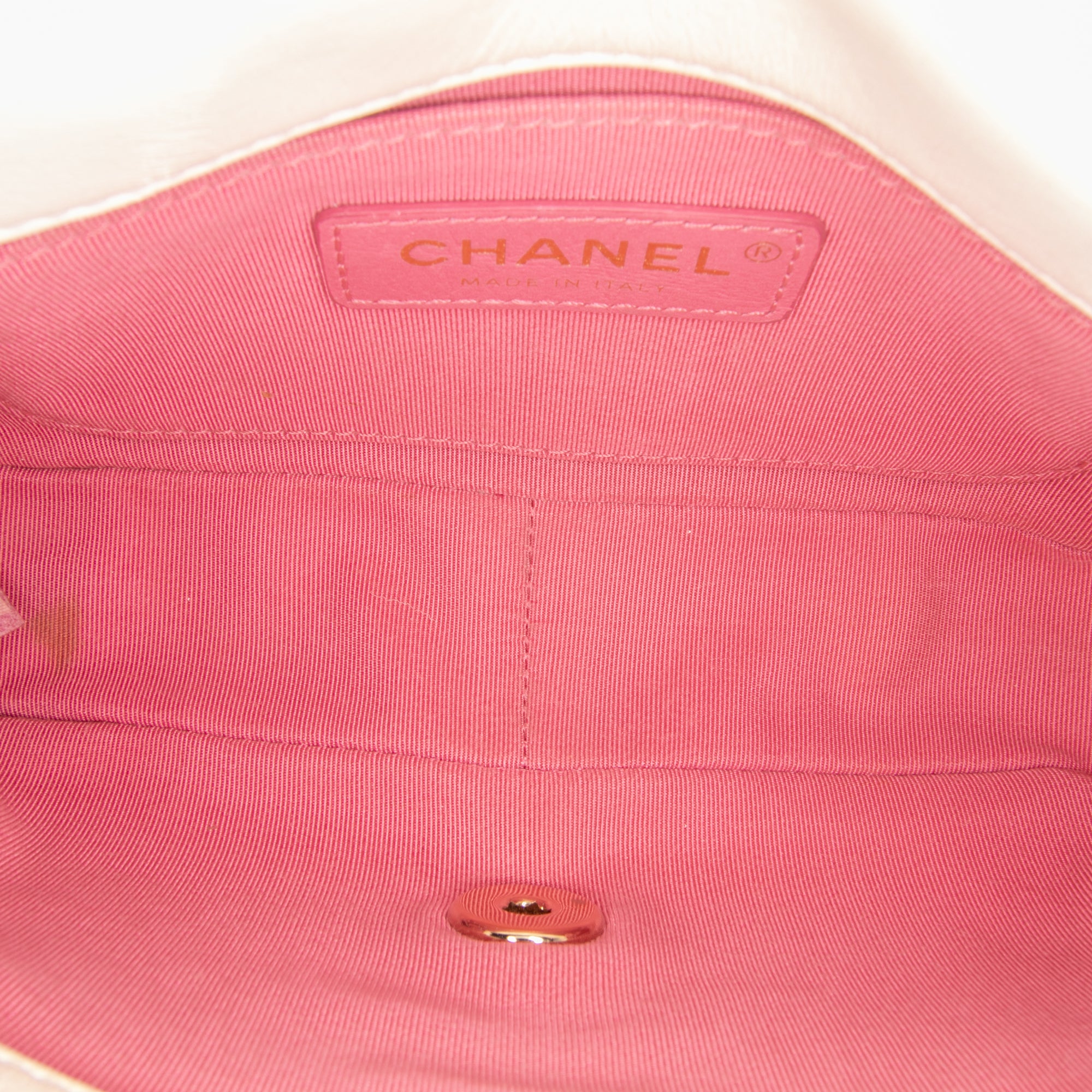 Small Lambskin Entwined Chain Flap