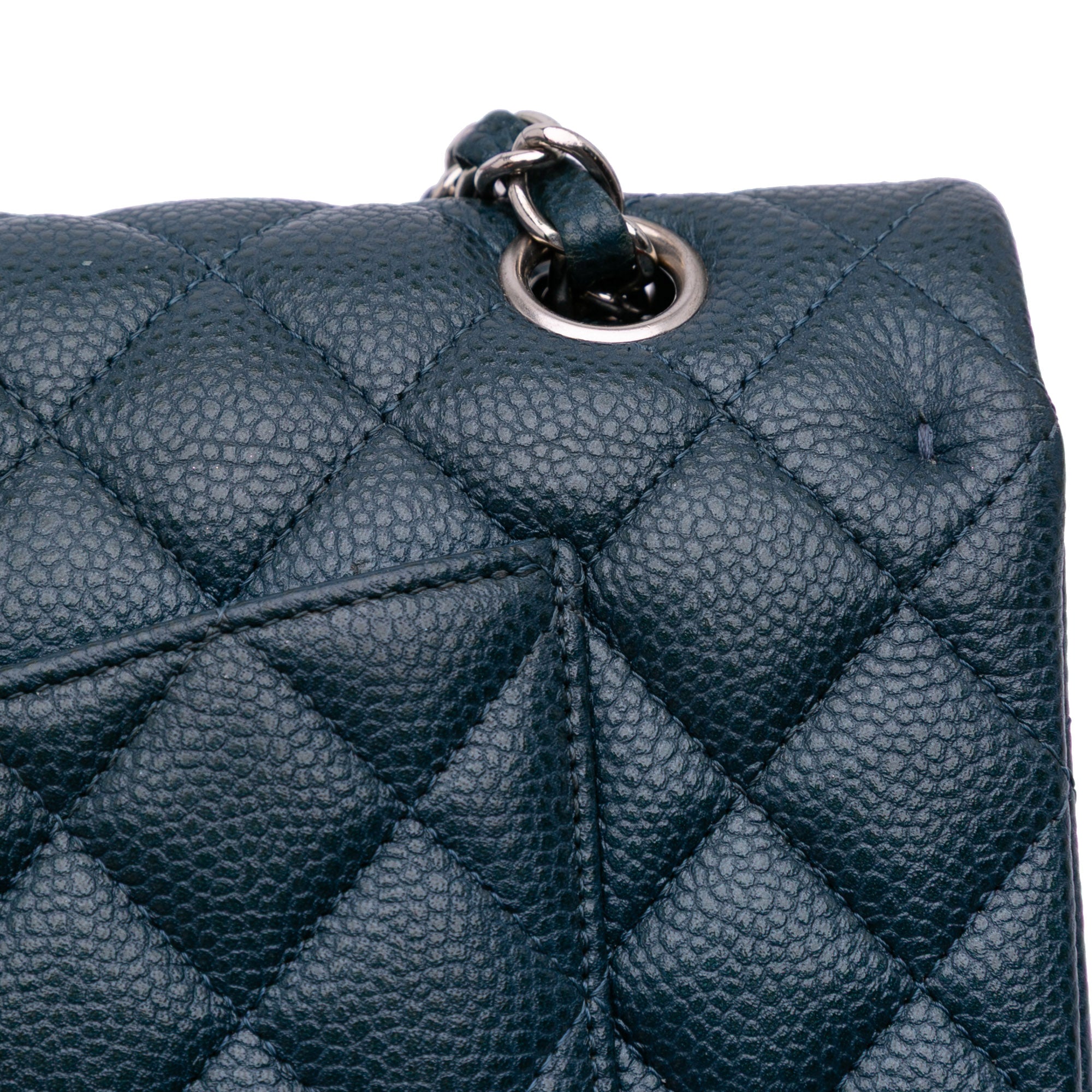 Medium Classic Caviar Double Flap
