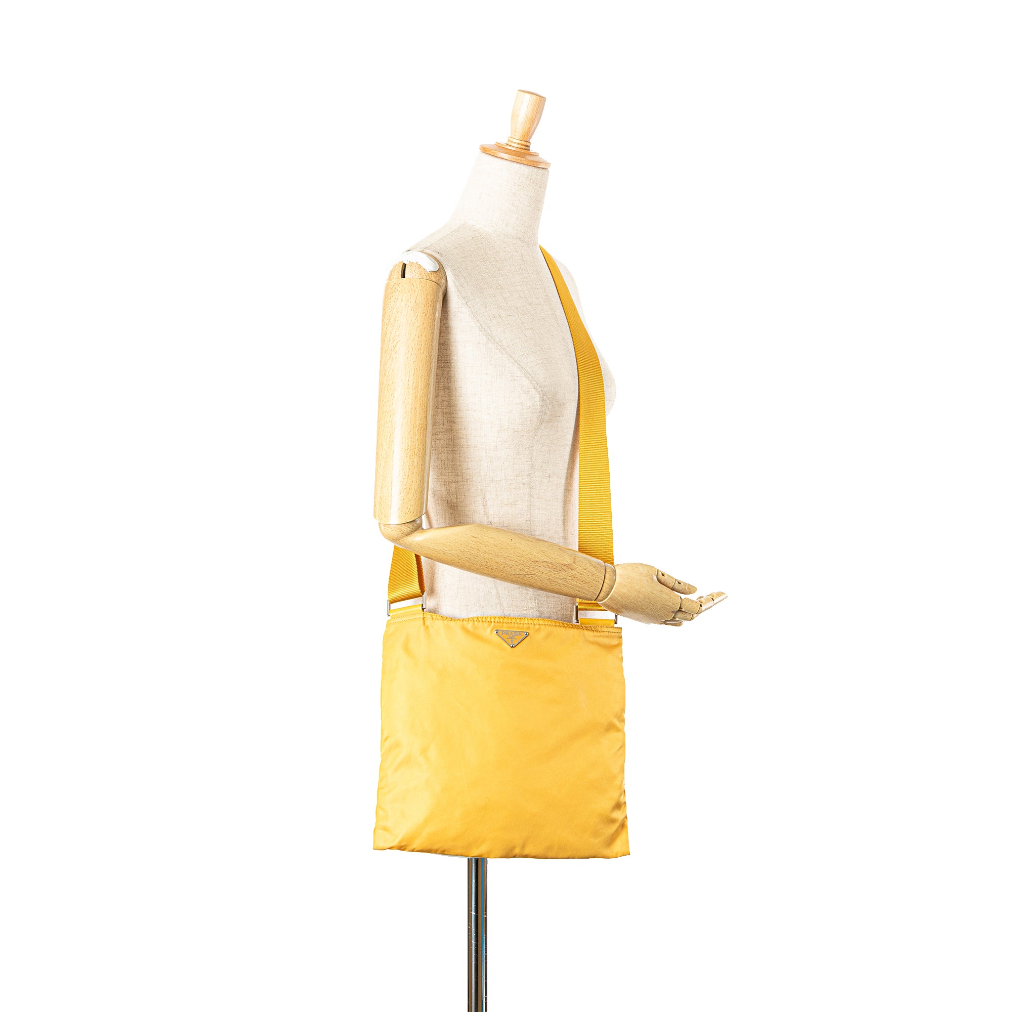 Tessuto Zip Top Crossbody