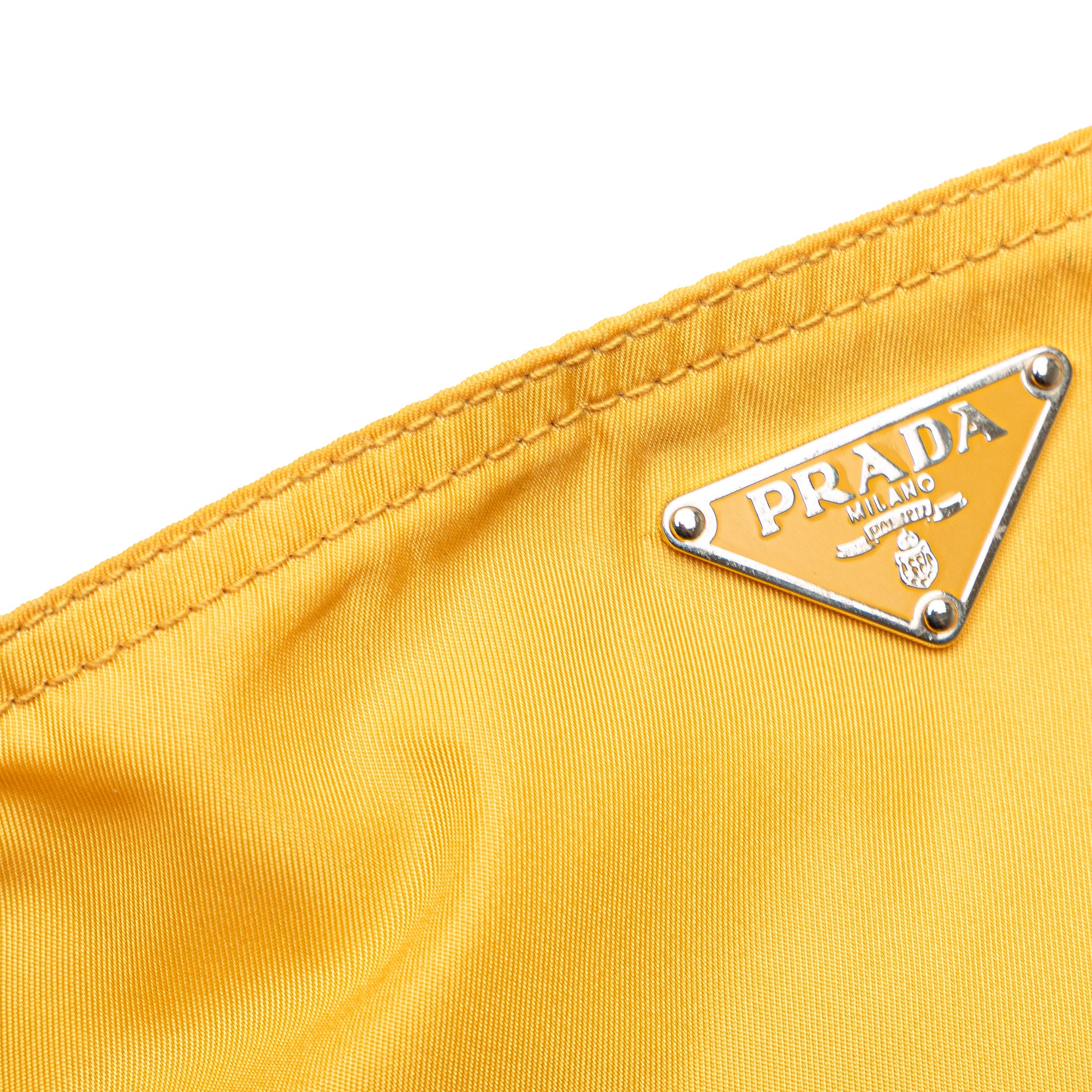 Tessuto Zip Top Crossbody