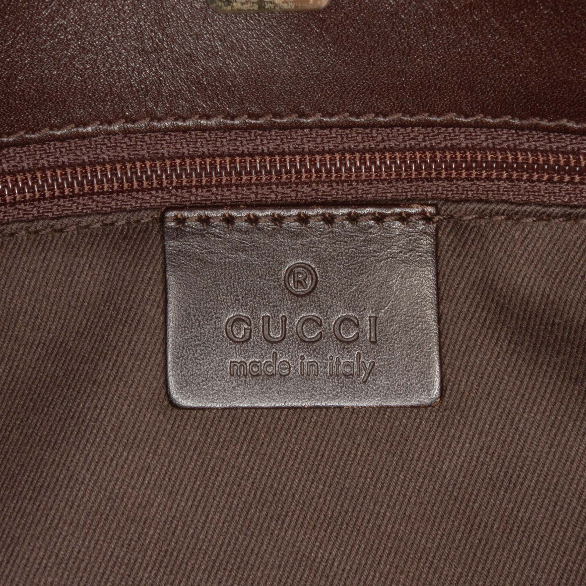 GG Canvas Messenger Bag 