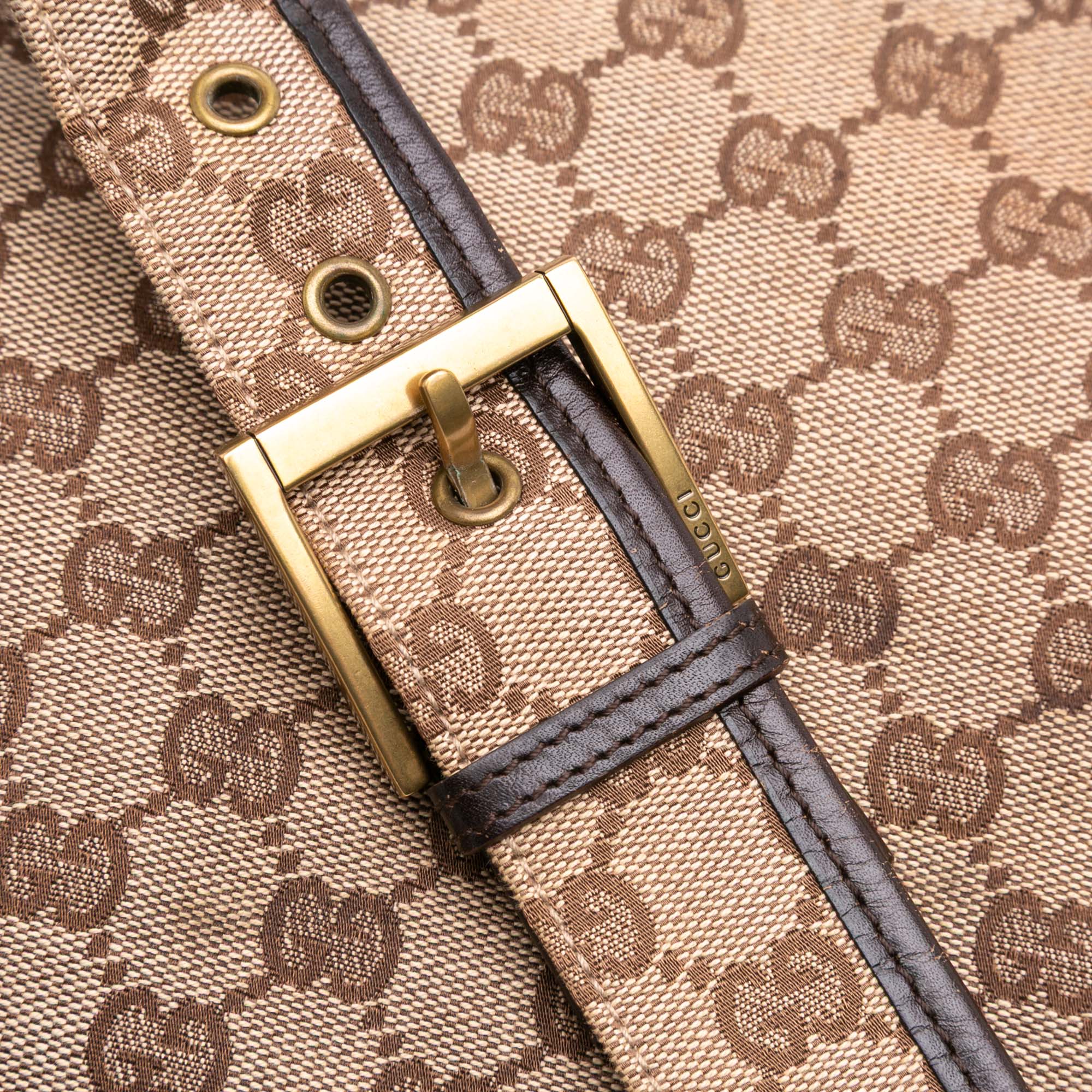 GG Canvas Messenger Bag 