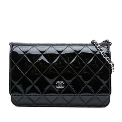 CC Quilted Patent Wallet On Chain