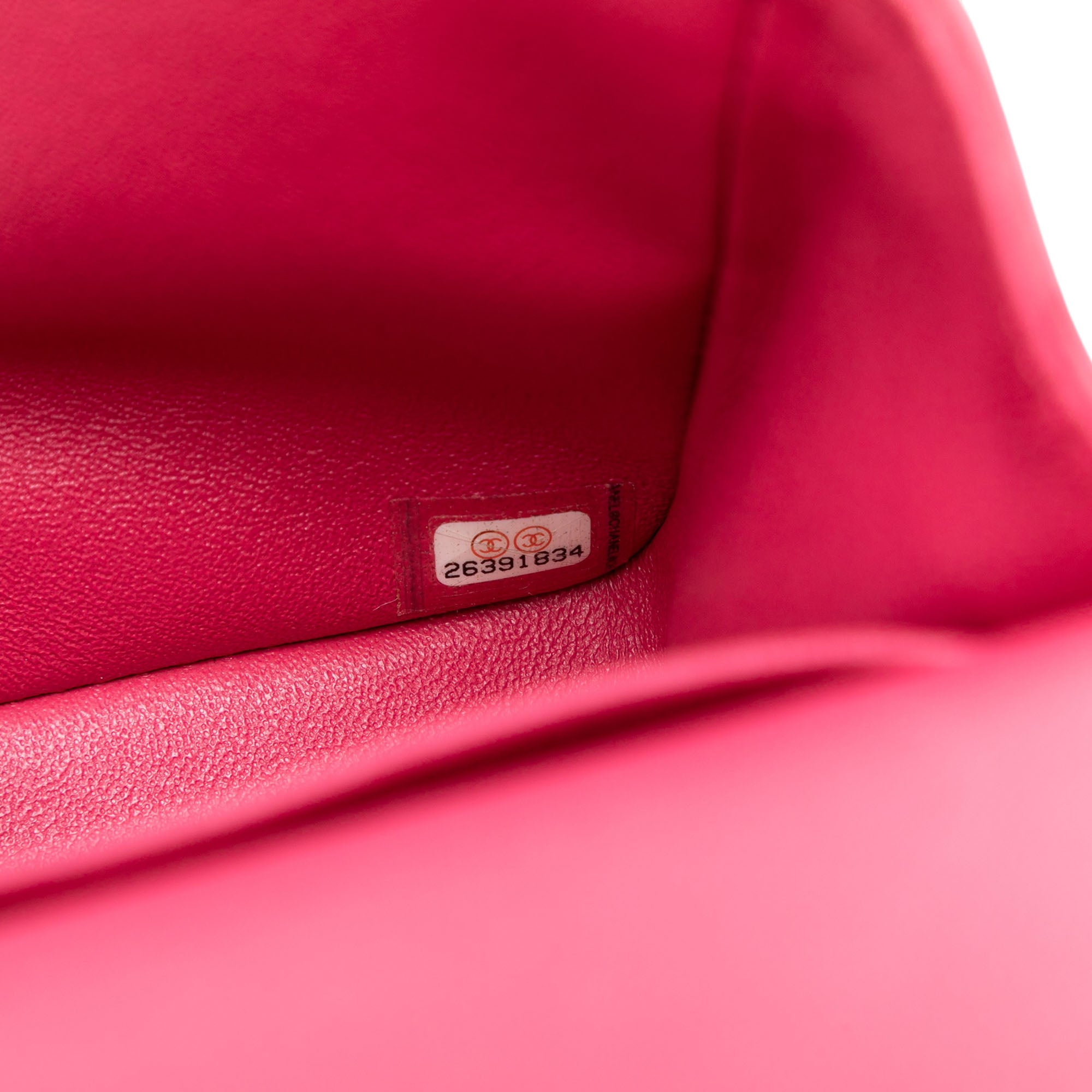 Medium Classic Lambskin Double Flap