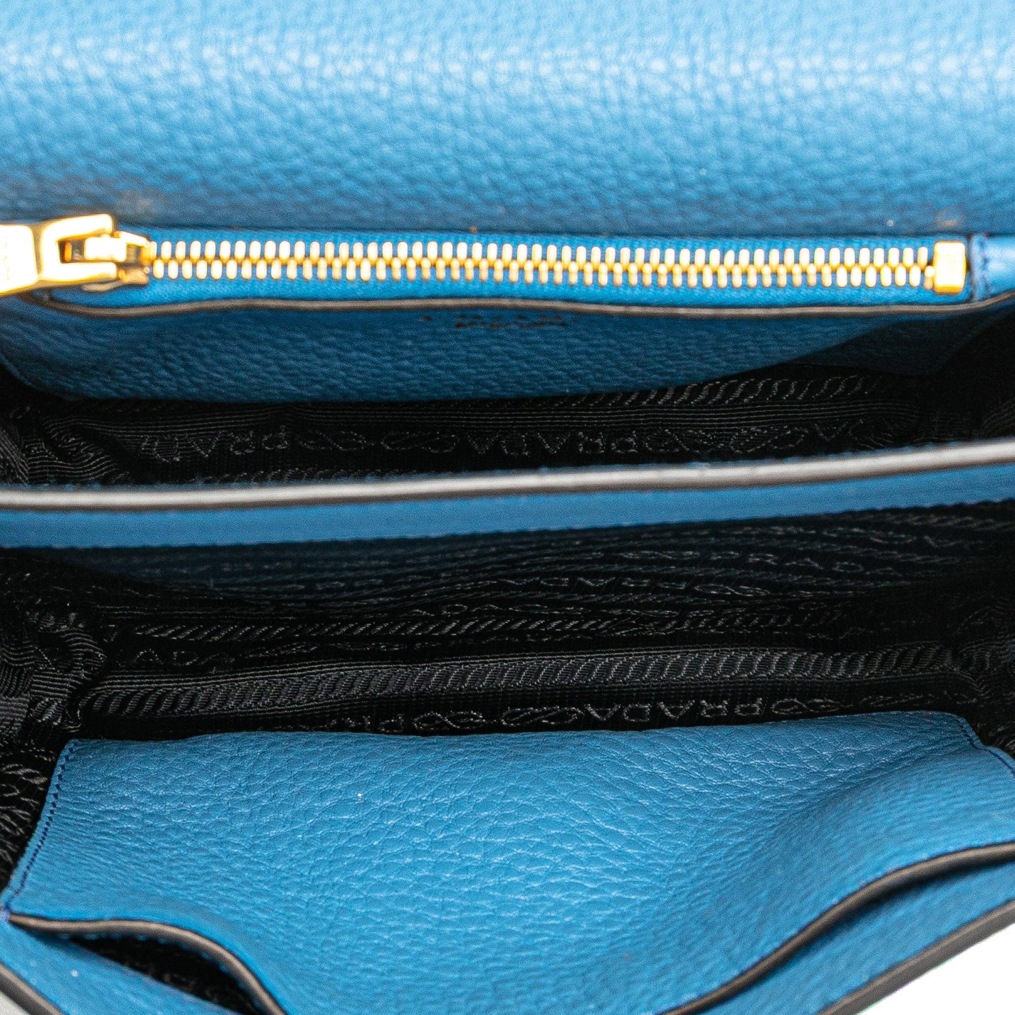 Vitello Daino Flap Crossbody