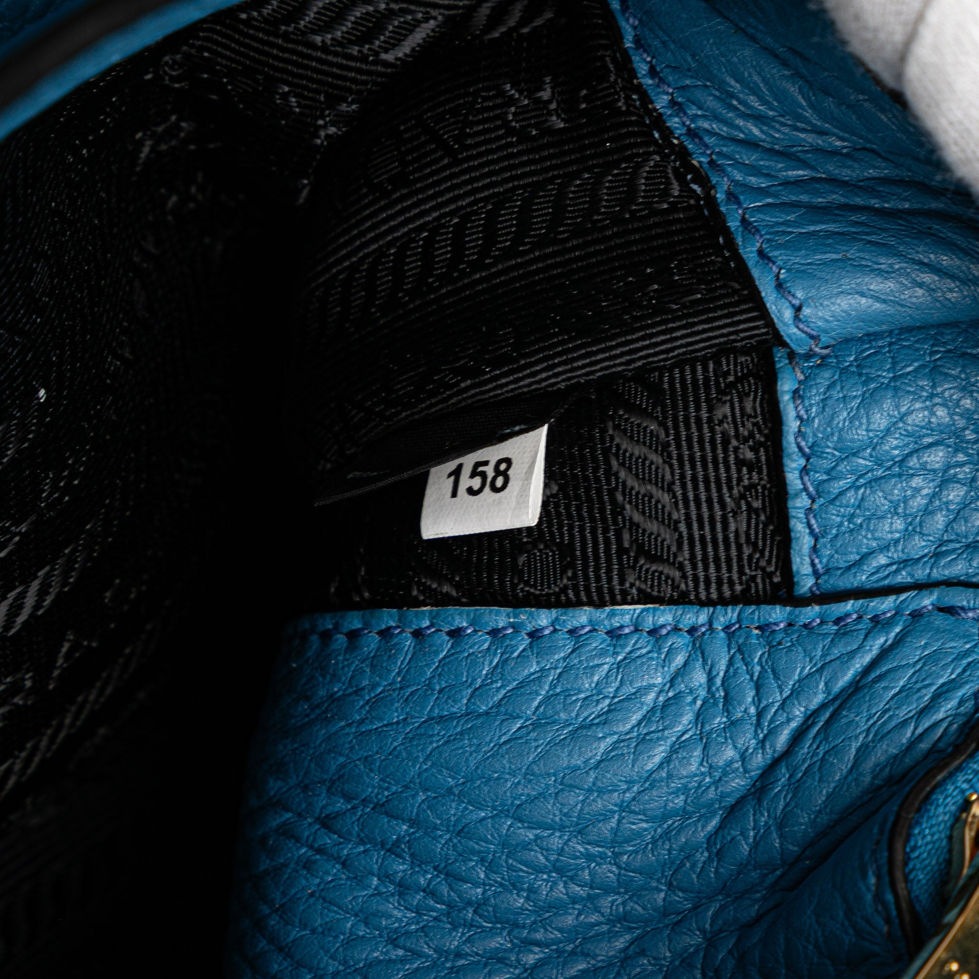 Vitello Daino Flap Crossbody