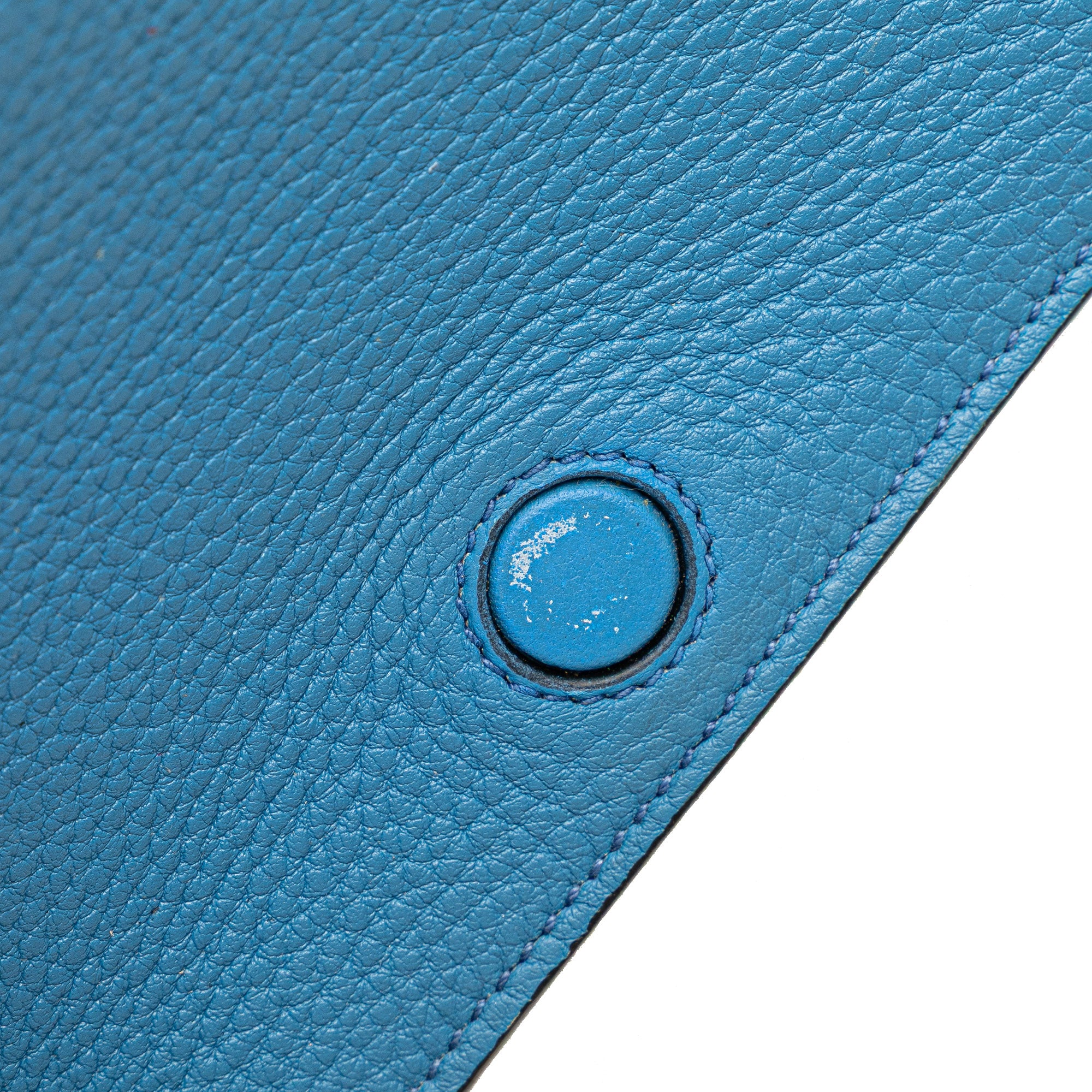 Vitello Daino Flap Crossbody