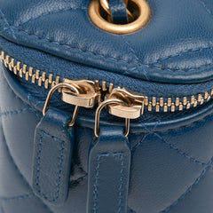 Mini Quilted Lambskin Pearl Crush Vanity Case With Chain