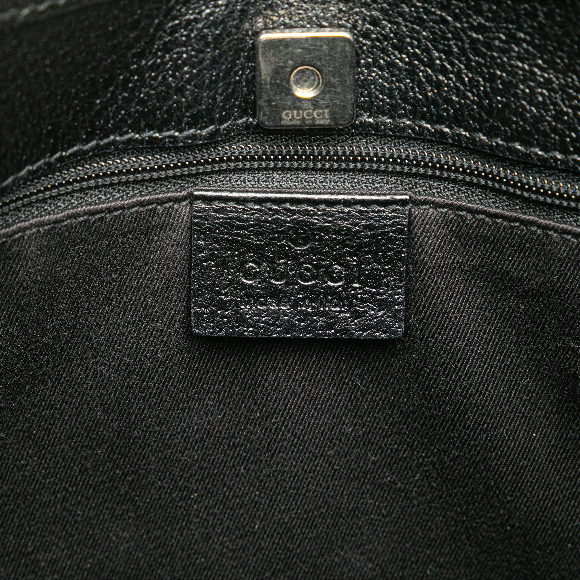 GG Canvas Shoulder Bag