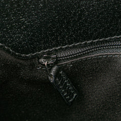 GG Canvas Shoulder Bag