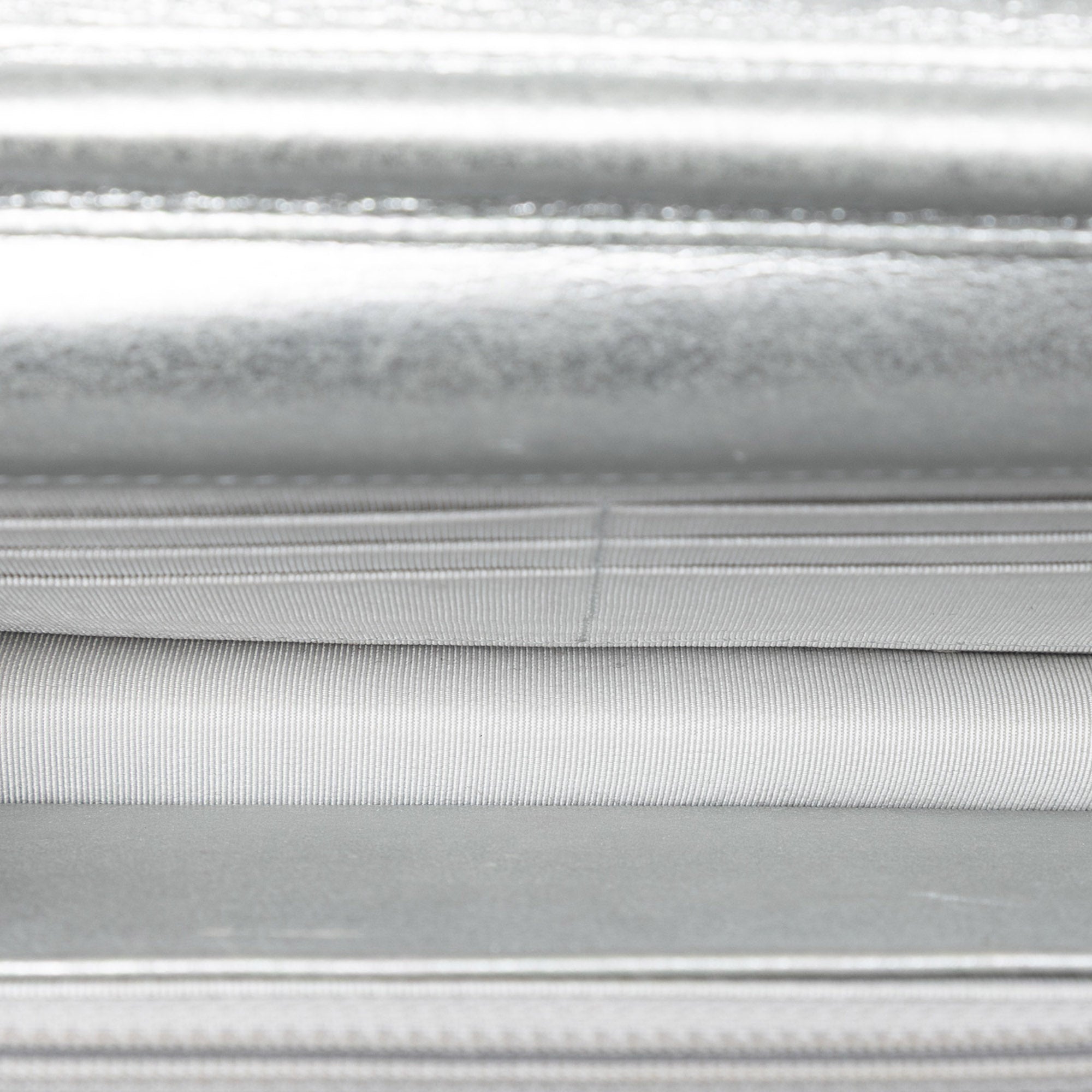 CC Chevron Metallic Lambskin Wallet On Chain