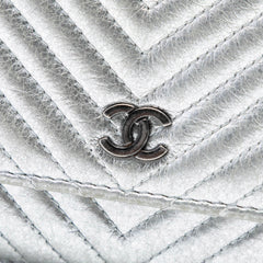 CC Chevron Metallic Lambskin Wallet On Chain