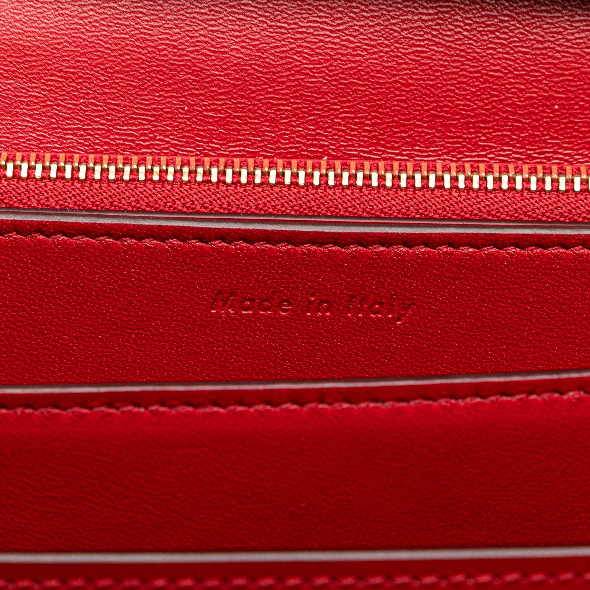 Medium Calfskin Classic Box