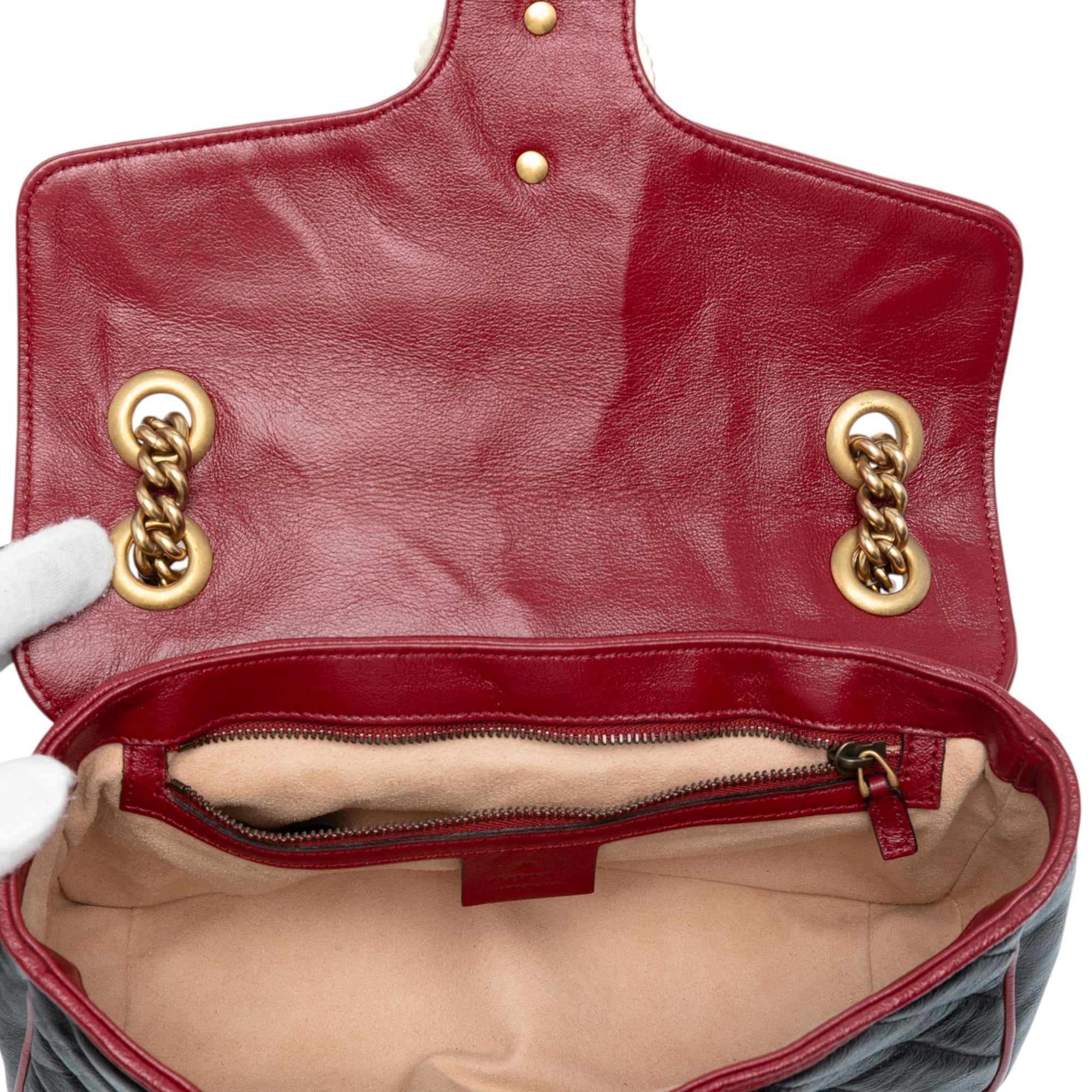 Medium GG Marmont Matelasse Diagonal Leather Torchon Shoulder Bag