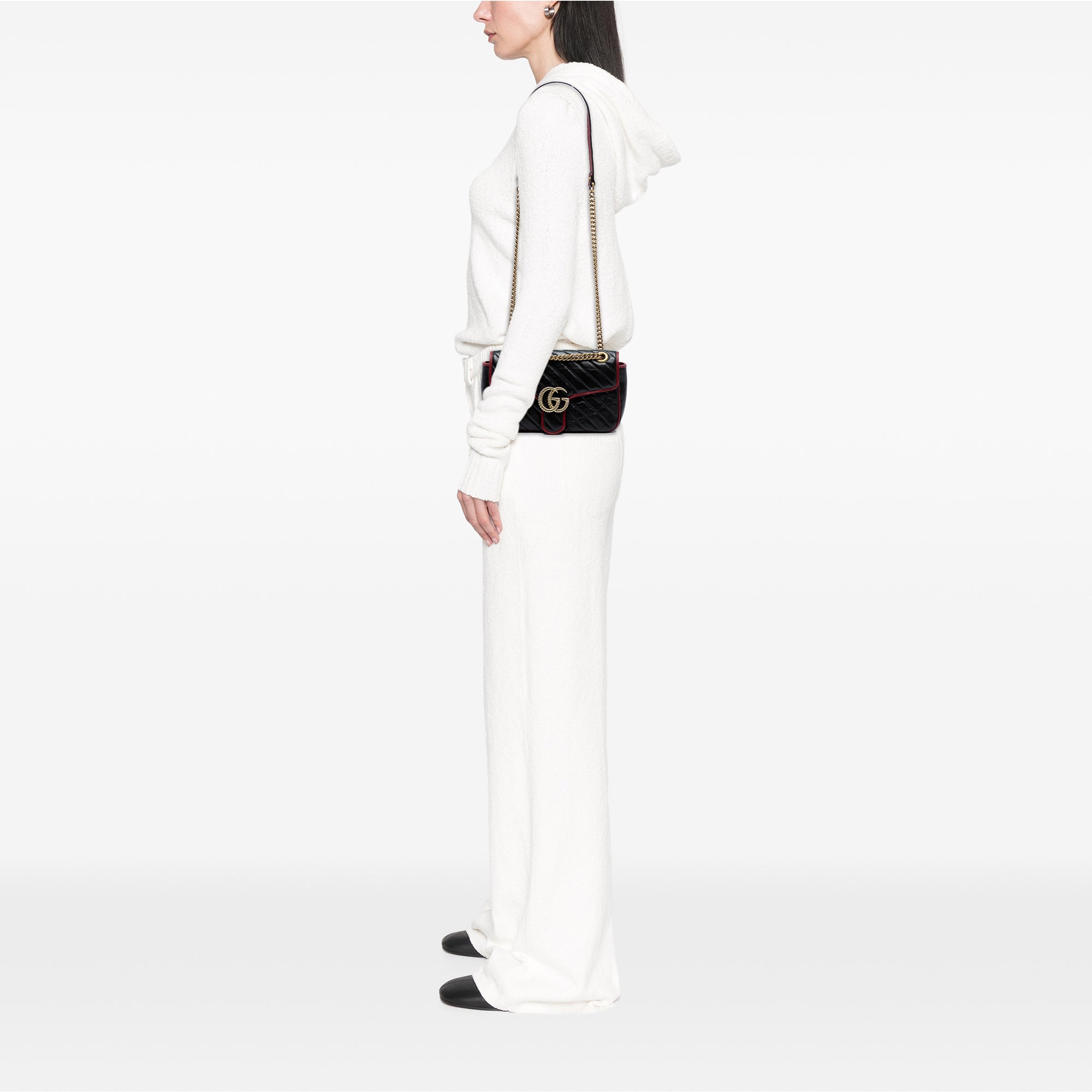 Medium GG Marmont Matelasse Diagonal Leather Torchon Shoulder Bag