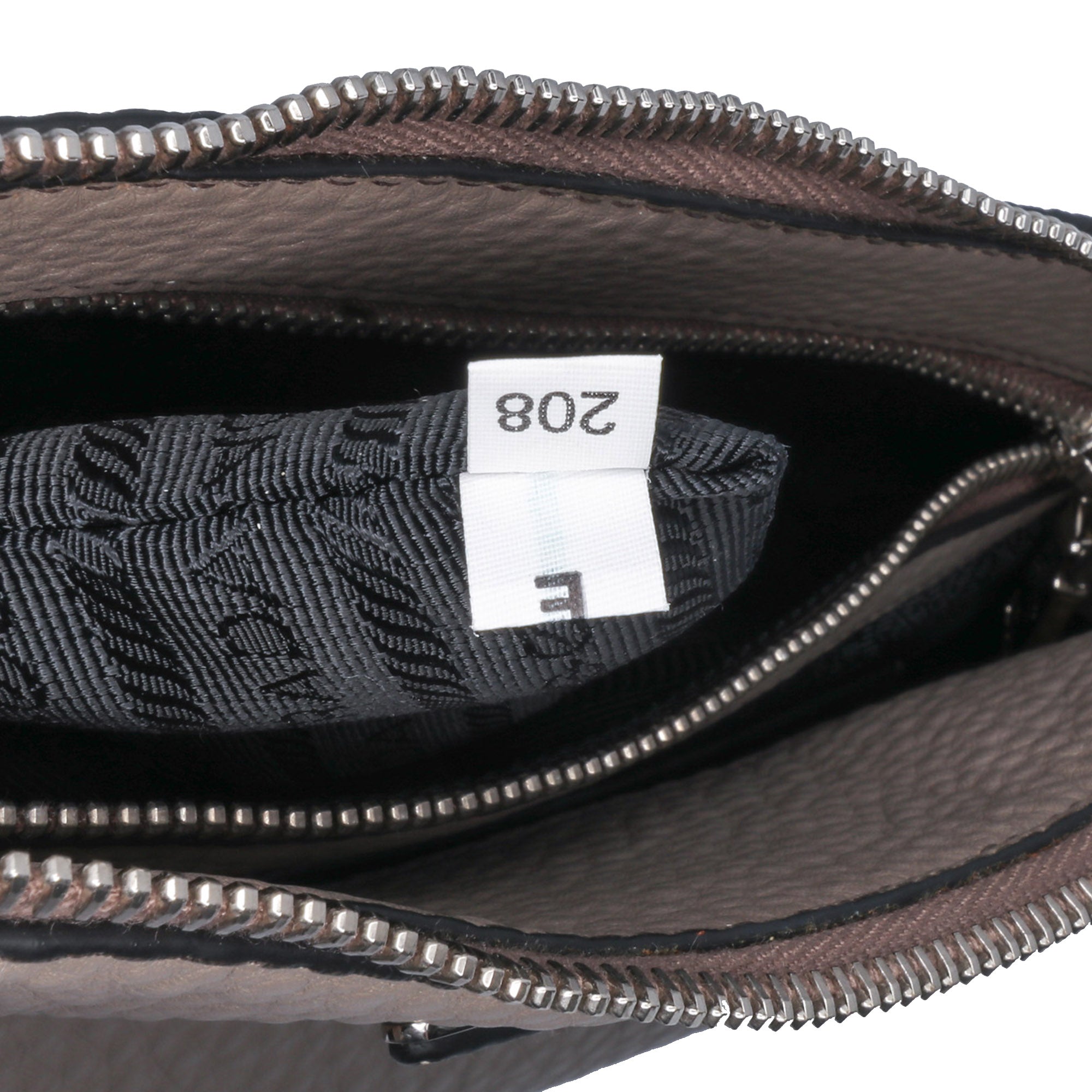 Vitello Daino Crossbody