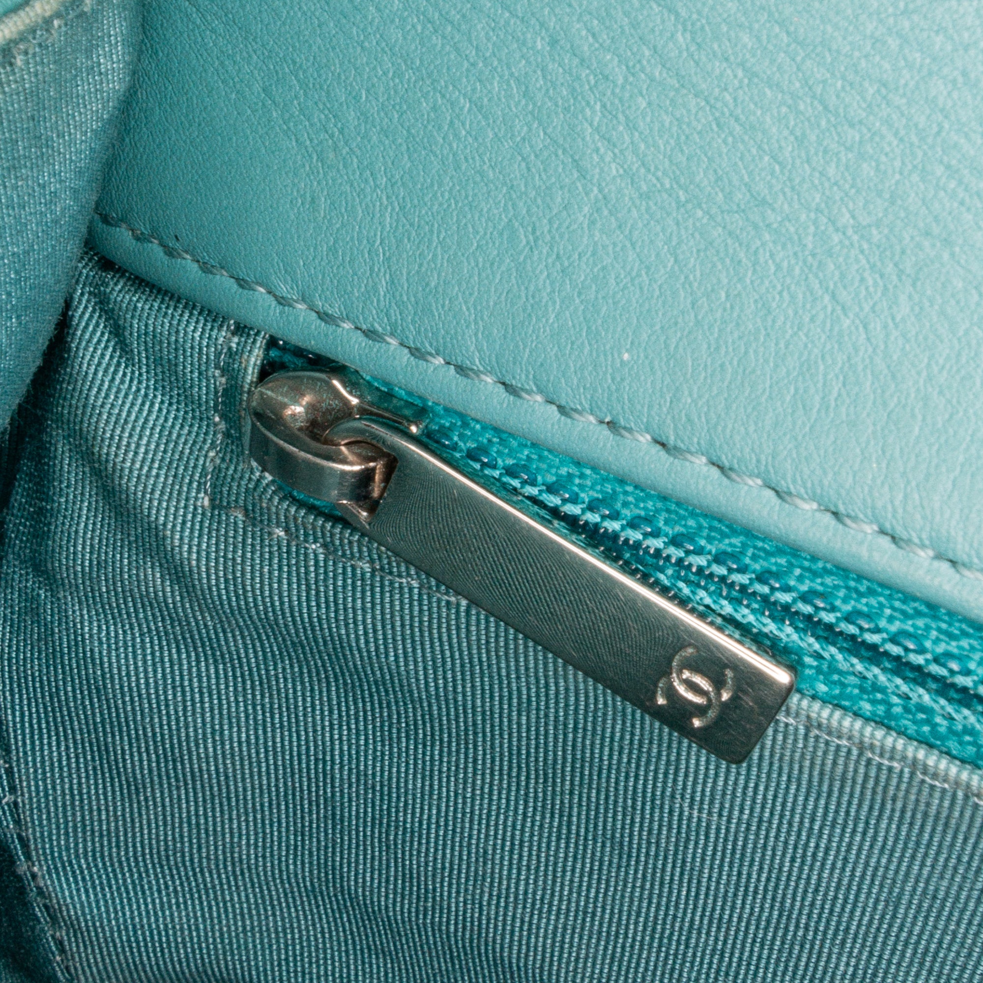 Medium Crumpled Calfskin Bi Vintage Full Flap
