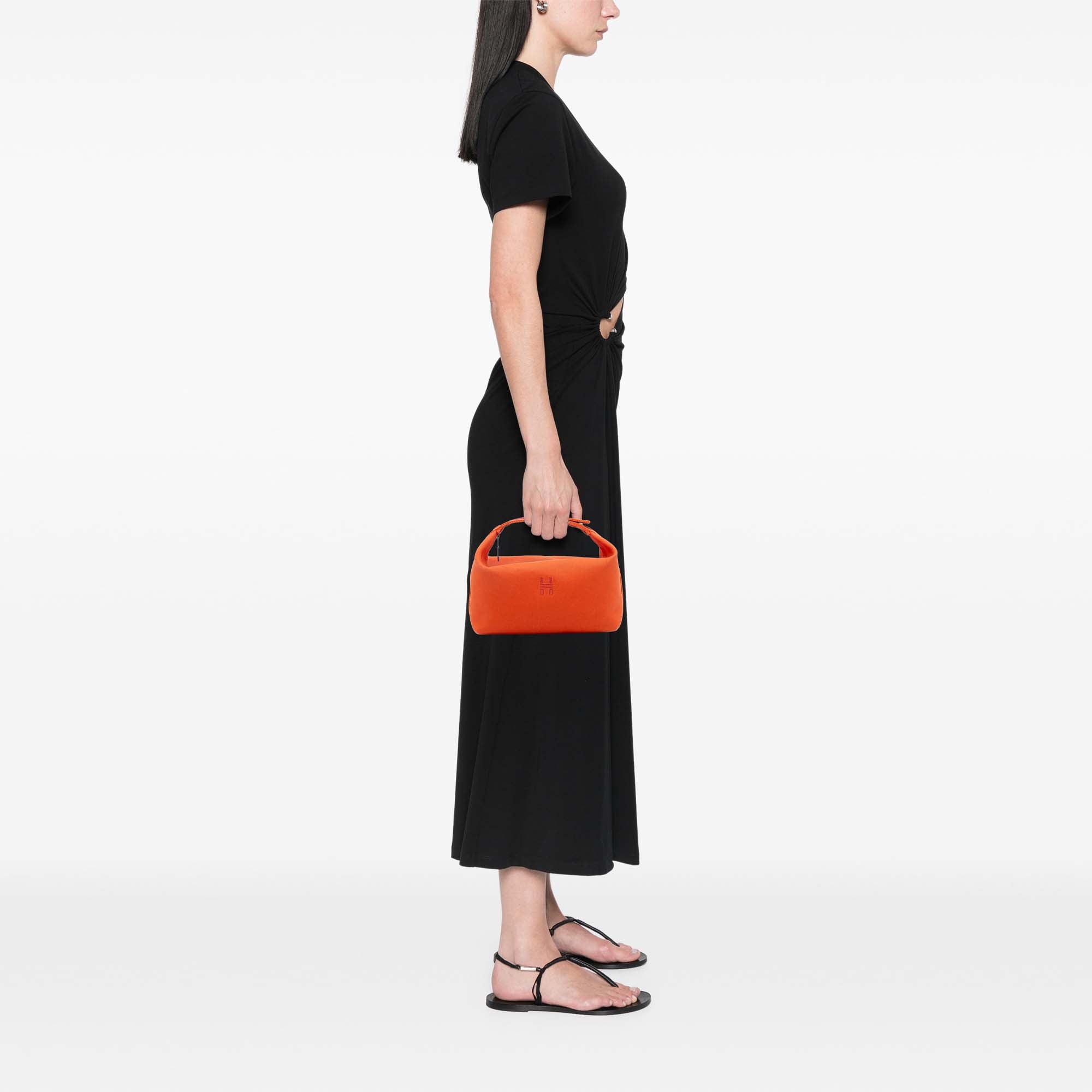 Large Toile Bride A Brac