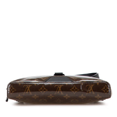 Monogram Glaze Messenger PM