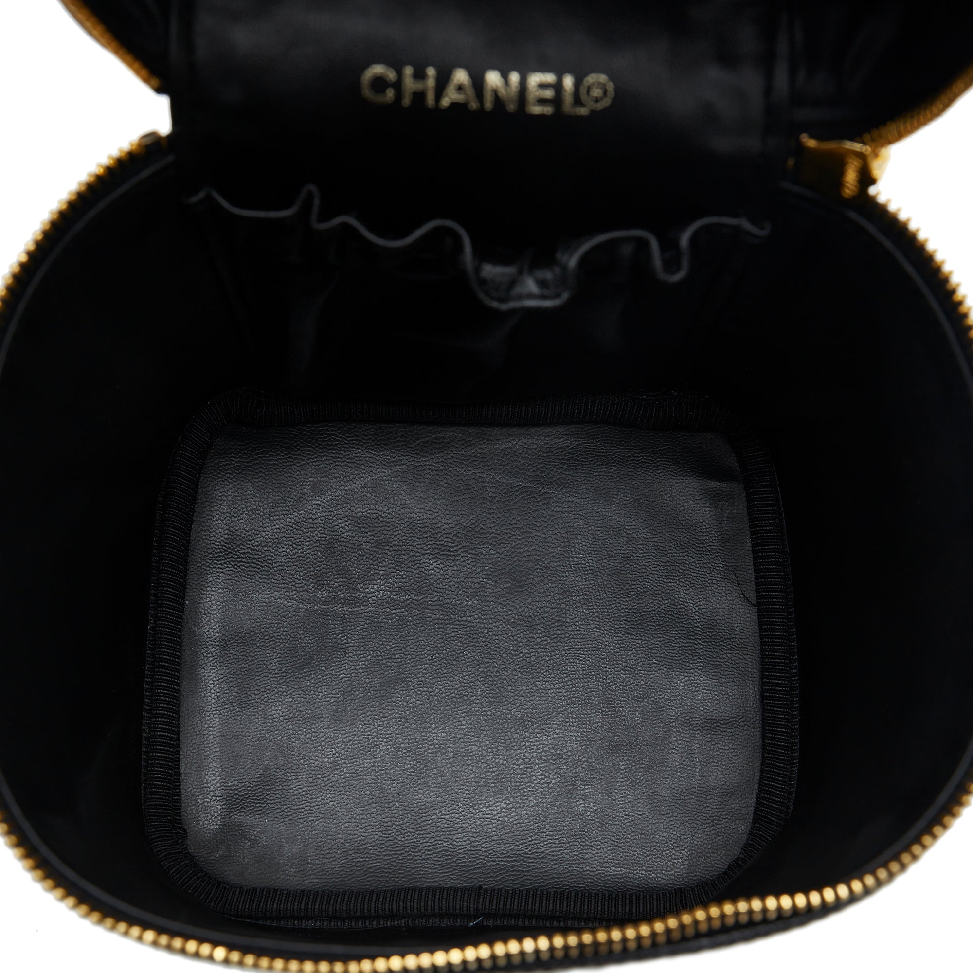 CC Caviar Vanity Bag_4