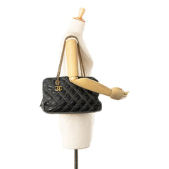 Quilted Calfskin Stitch Triptych Shoulder Bag