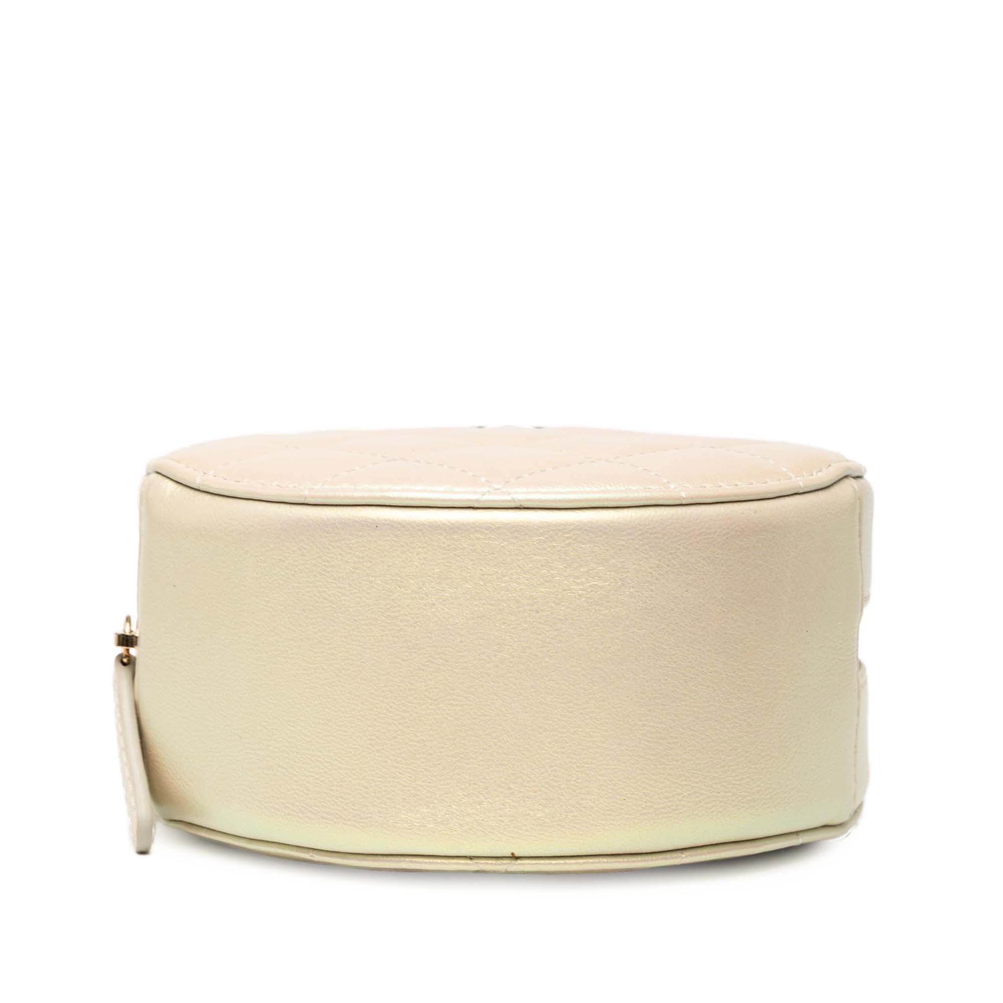 Iridescent Quilted Lambskin Round Clutch With Chain
