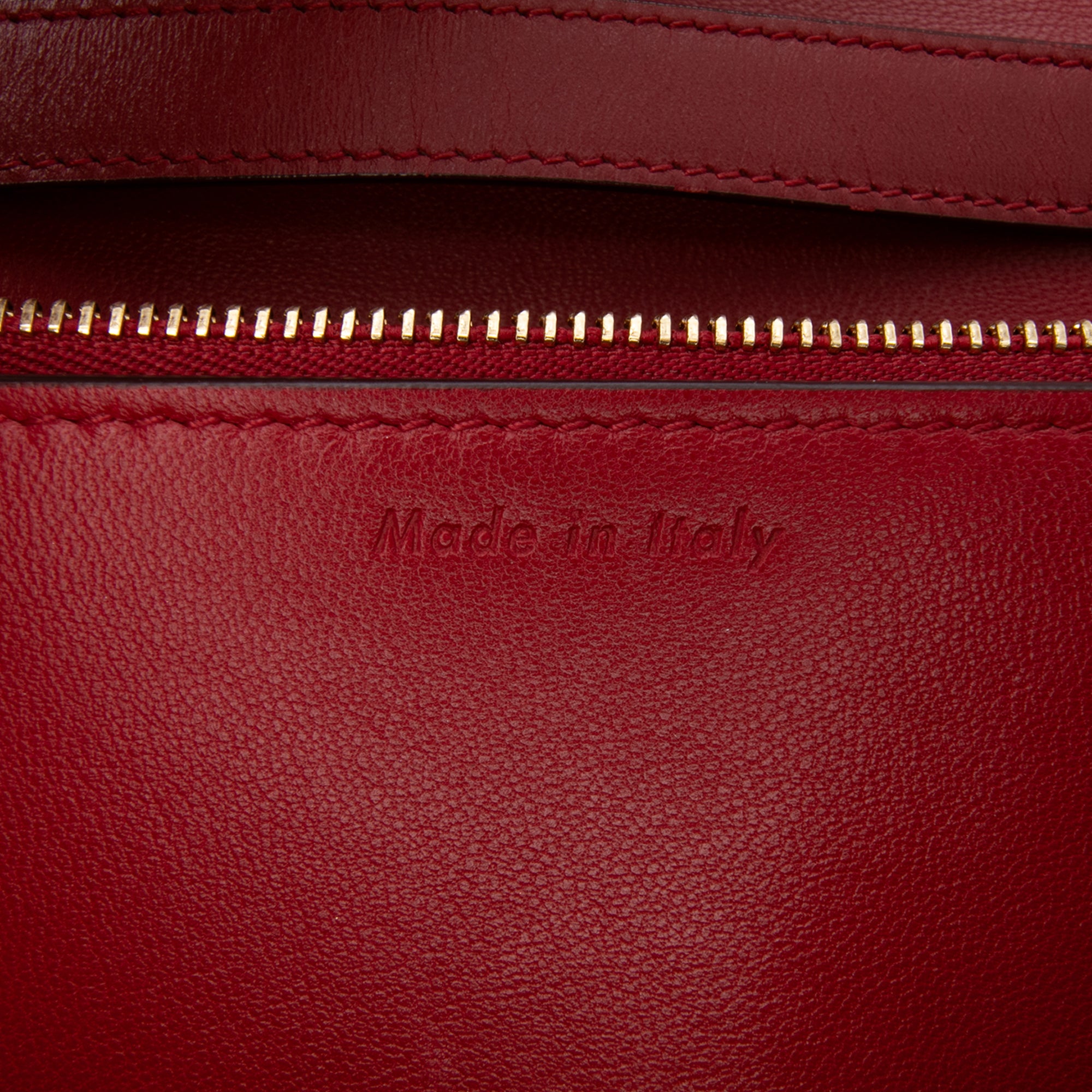 Medium Calfskin Classic Box