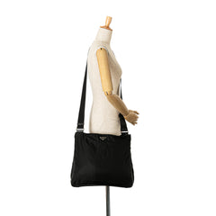 Tessuto Zip Top Crossbody