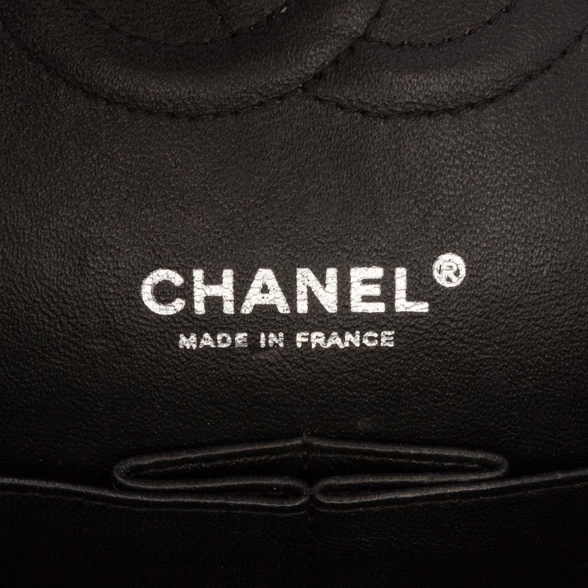 Medium Classic Caviar Double Flap