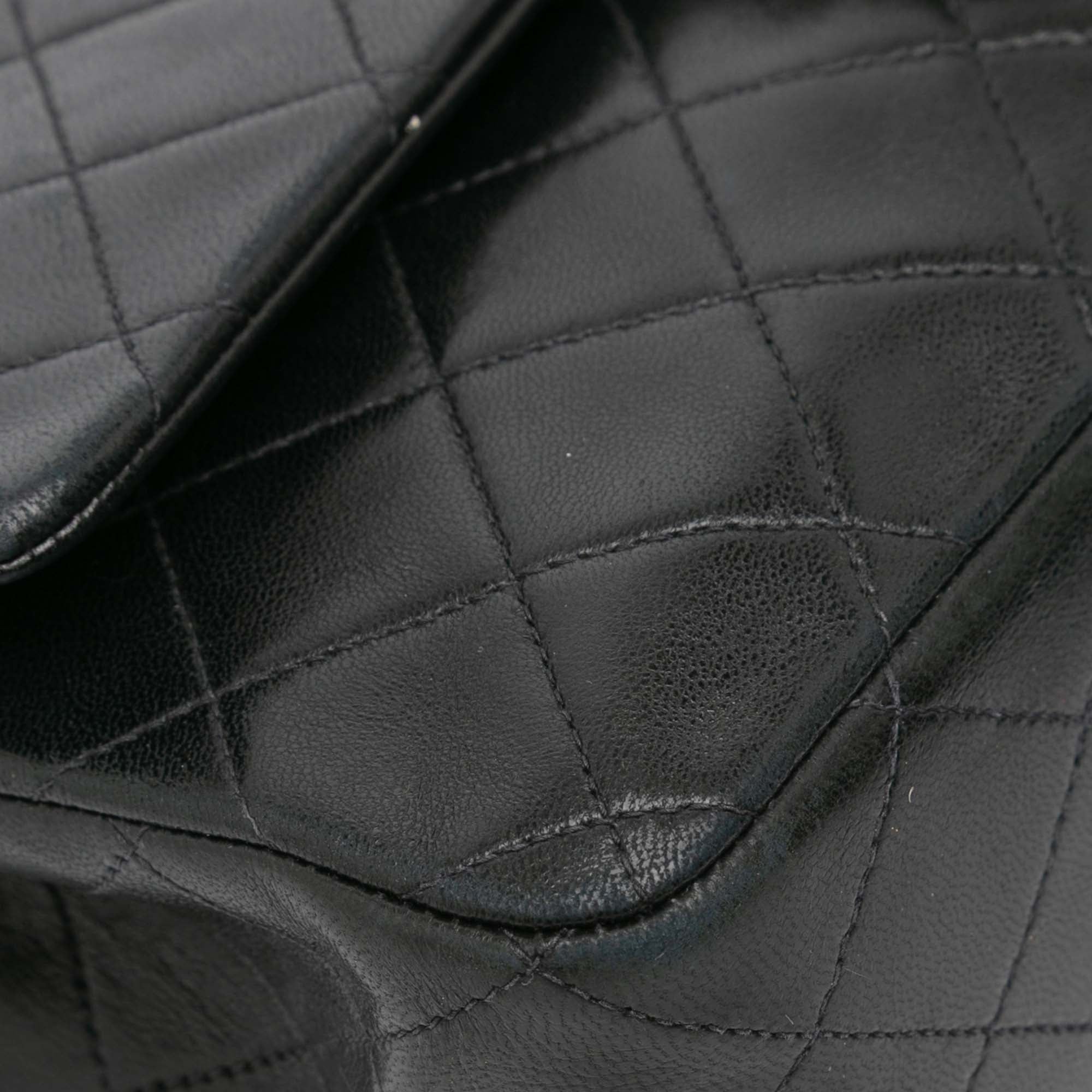 Medium Classic Lambskin Double Flap