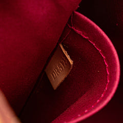 Monogram Vernis Brea MM