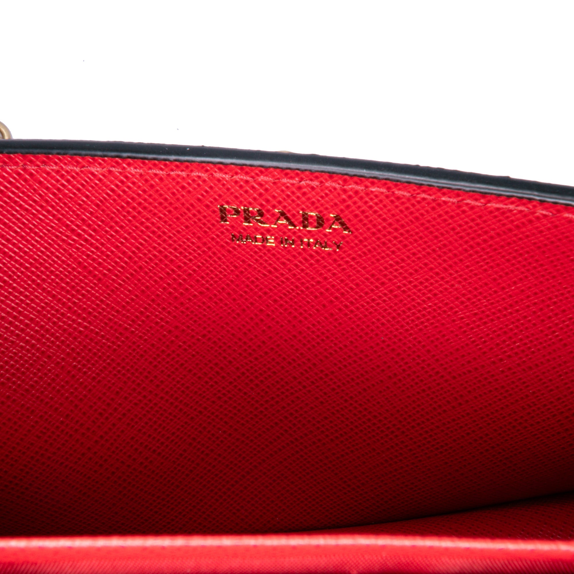 Saffiano Heart Print Wallet on Chain