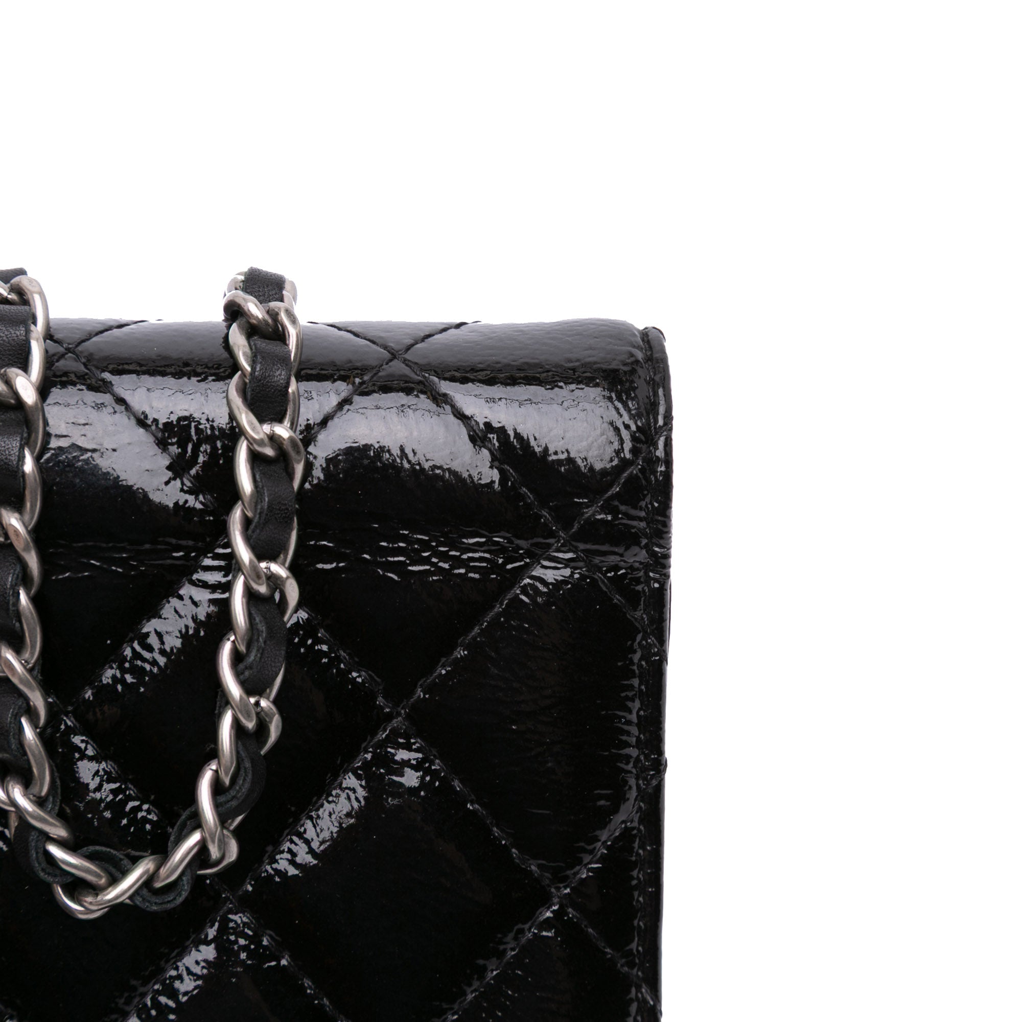CC Quilted Patent Wallet On Chain