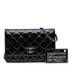 CC Quilted Patent Wallet On Chain