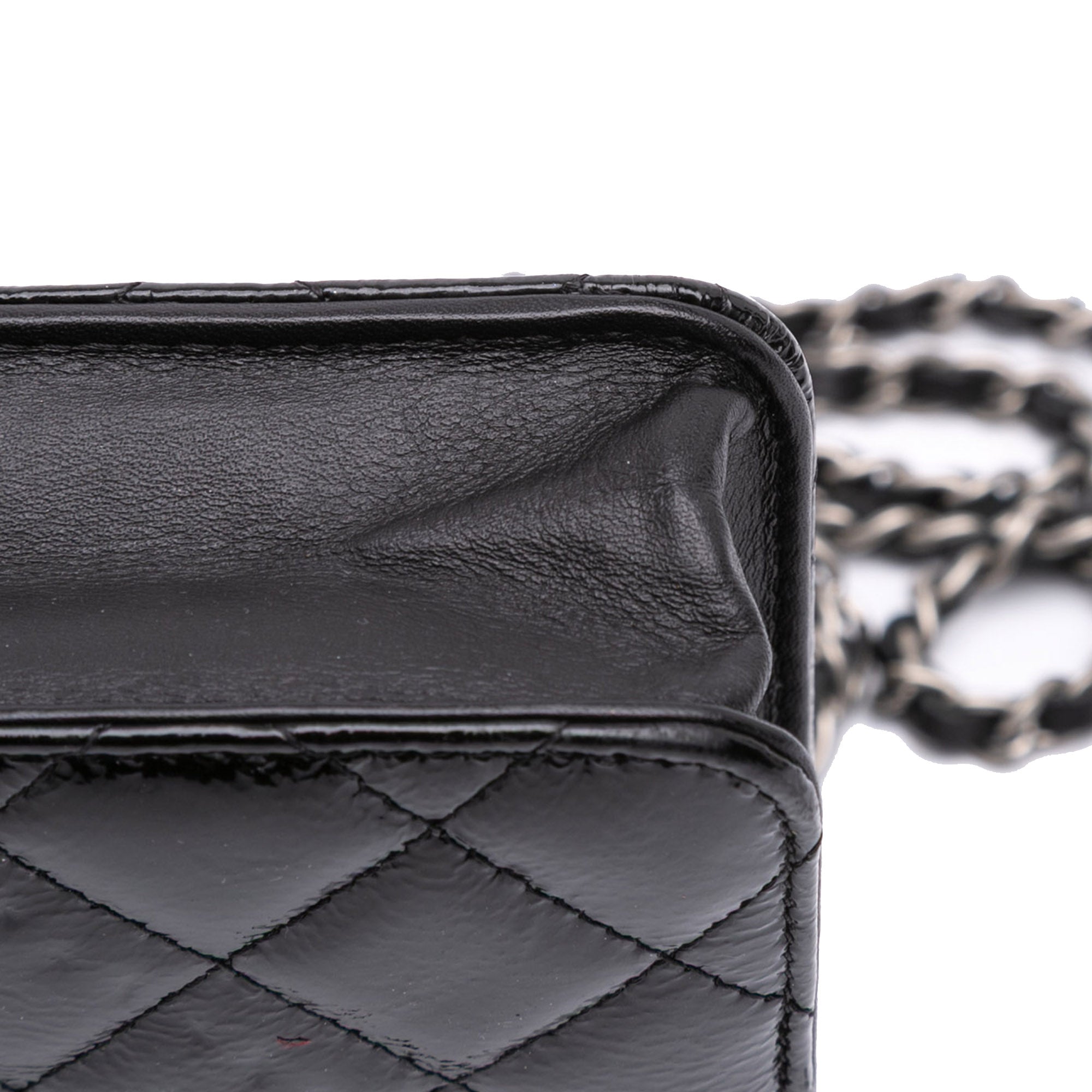 CC Quilted Patent Wallet On Chain