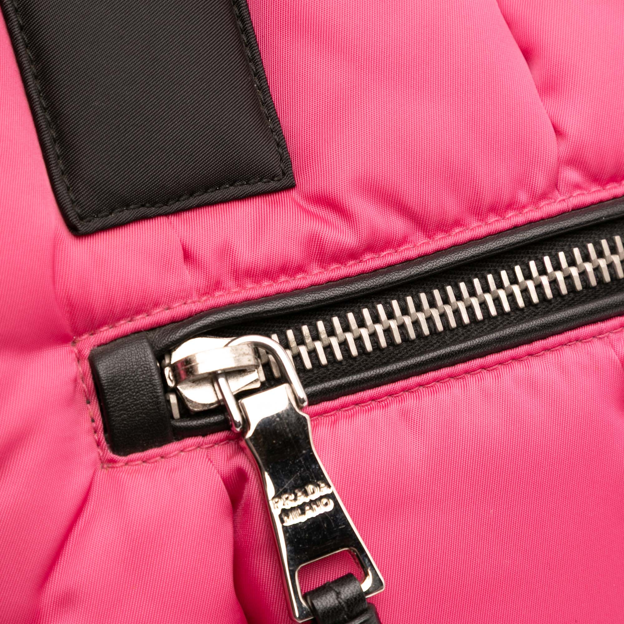 Tessuto Bomber Satchel