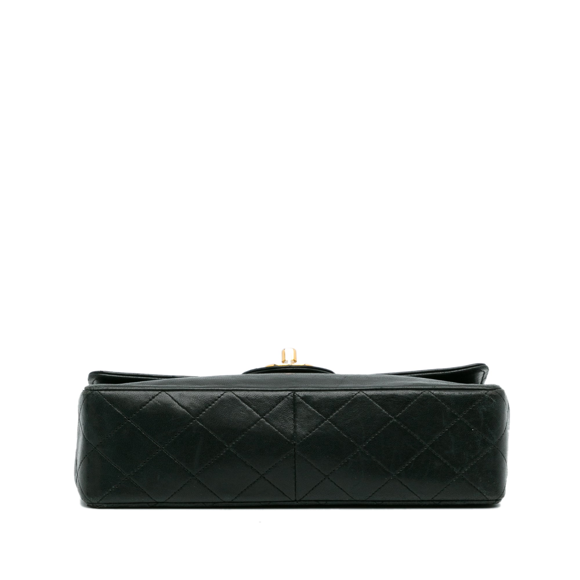 Quilted Lambskin Shoulder Bag_4