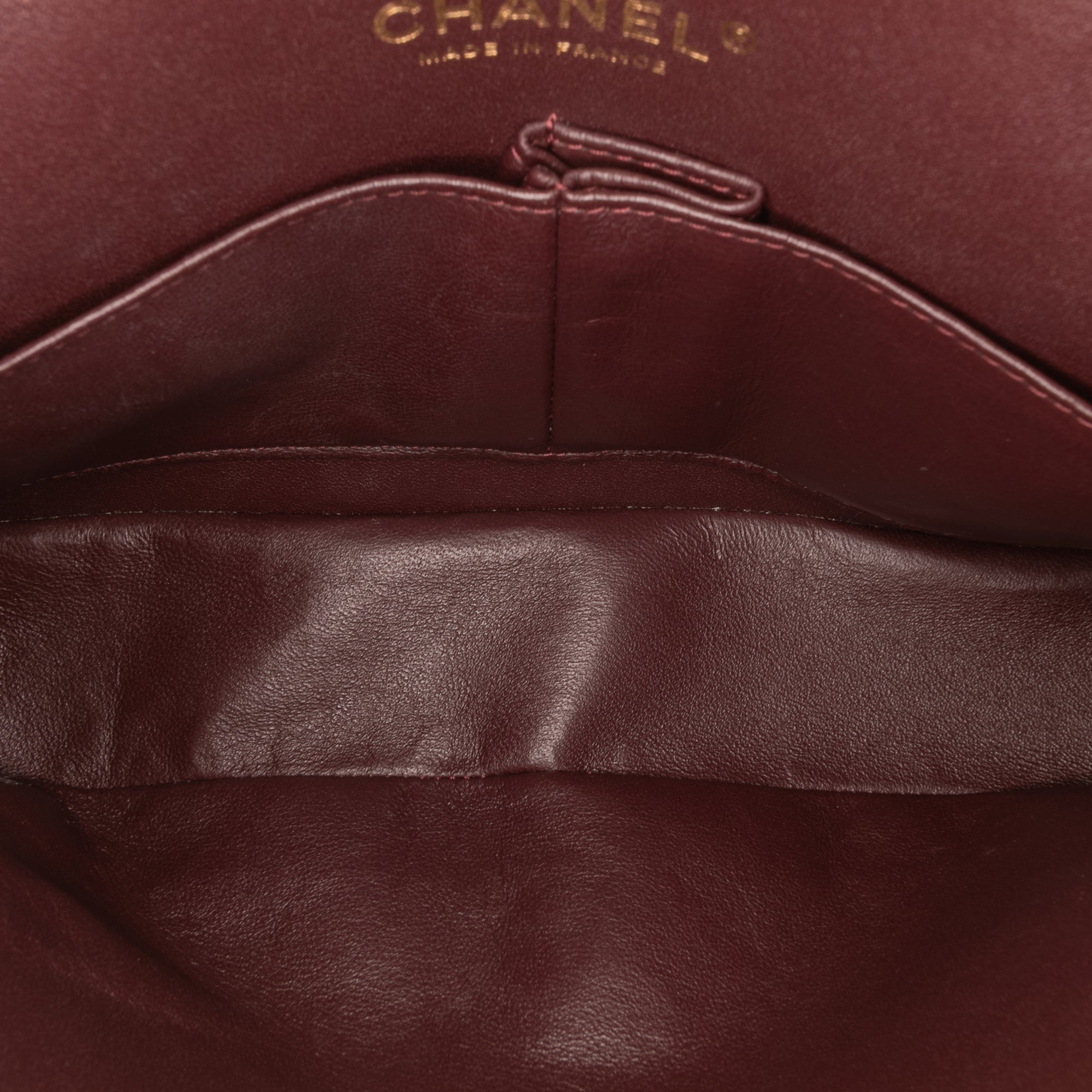 Medium Classic Caviar Double Flap