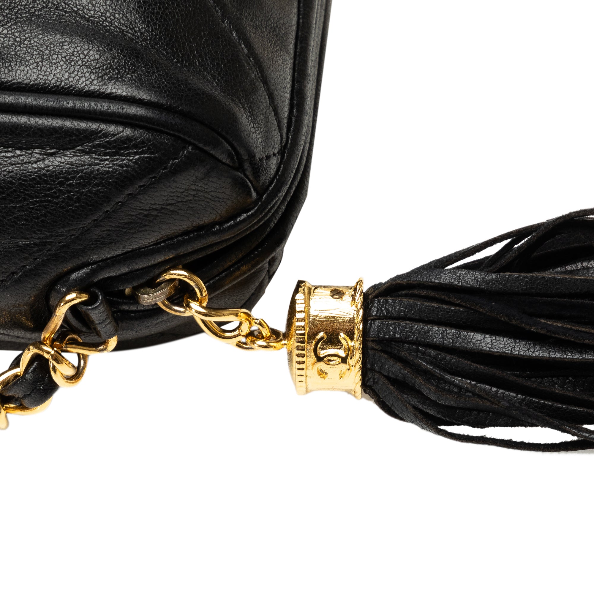 Quilted Lambskin Tassel Barrel Crossbody_8