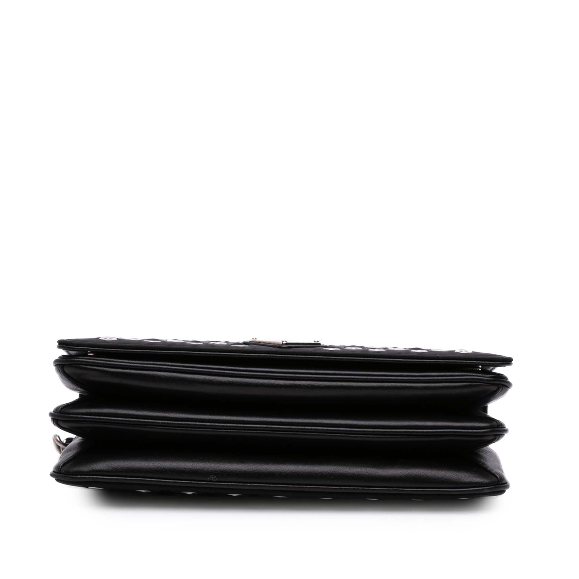 Tessuto Grommet Crossbody