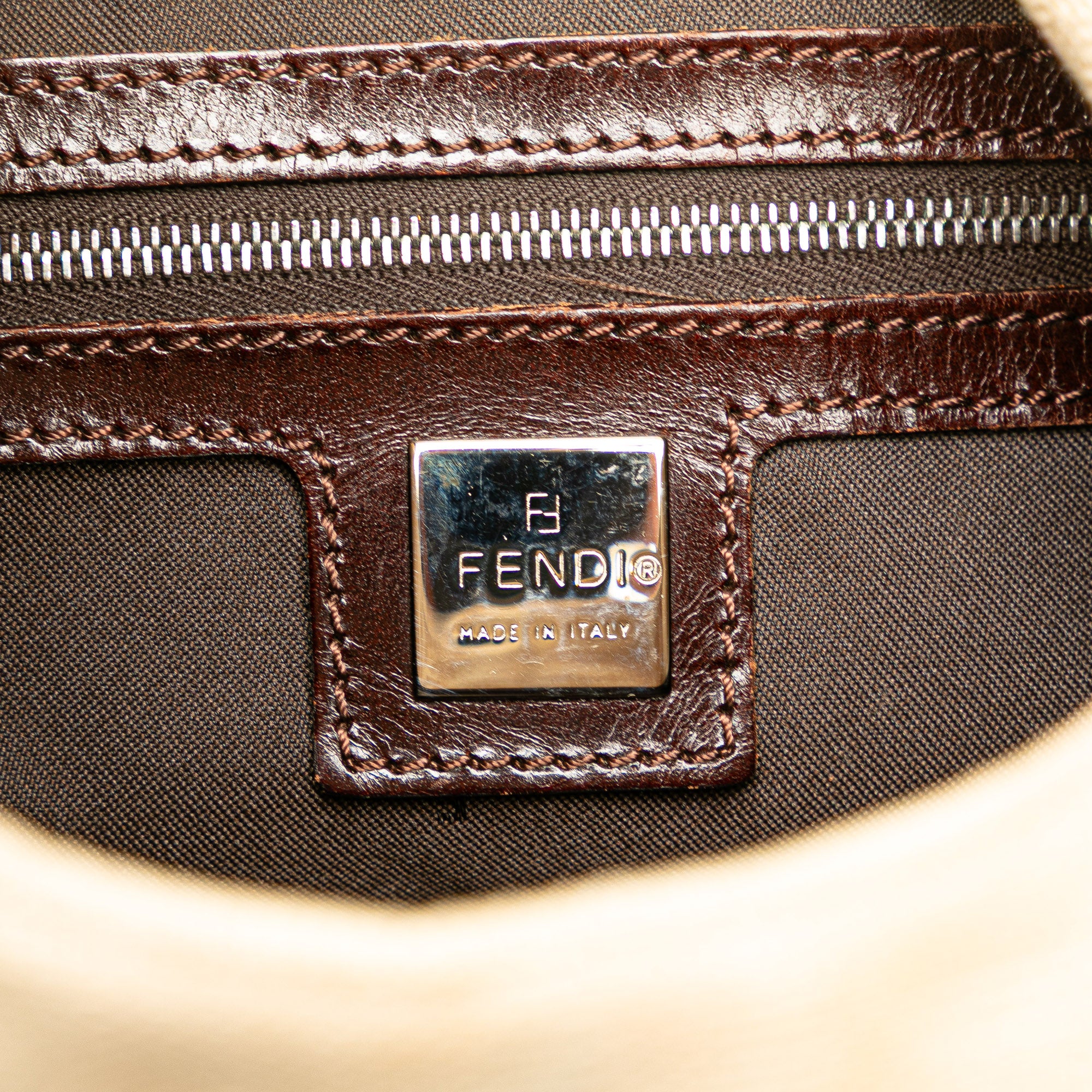 Zucca Canvas Shoulder Bag