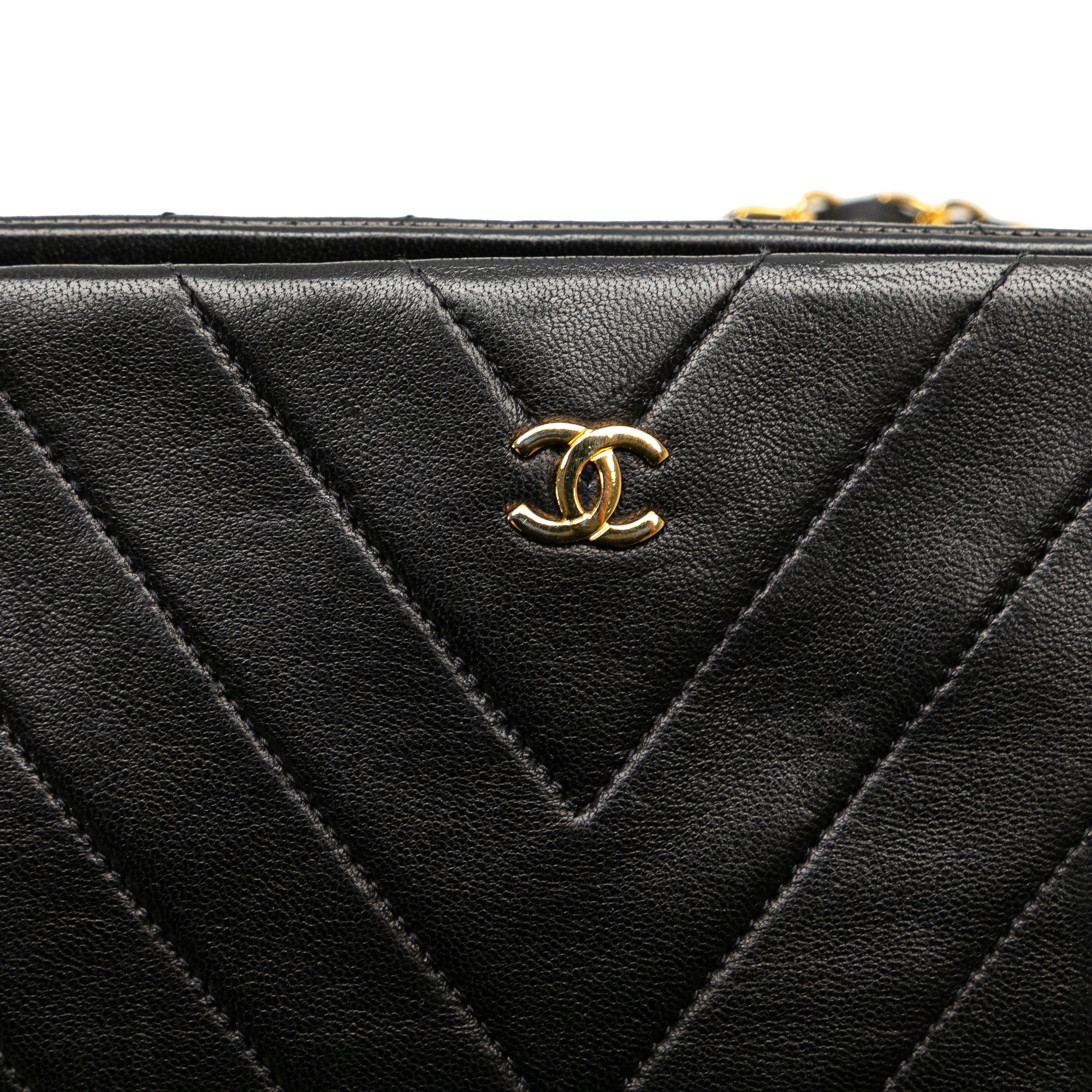 CC Chevron Lambskin Frame Chain Shoulder Bag