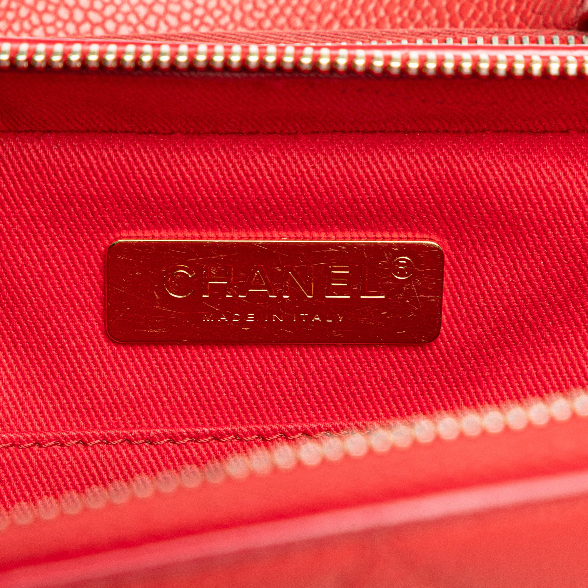 Small Quilted Caviar Top Handle Camera Bag