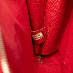 Small Quilted Caviar Top Handle Camera Bag