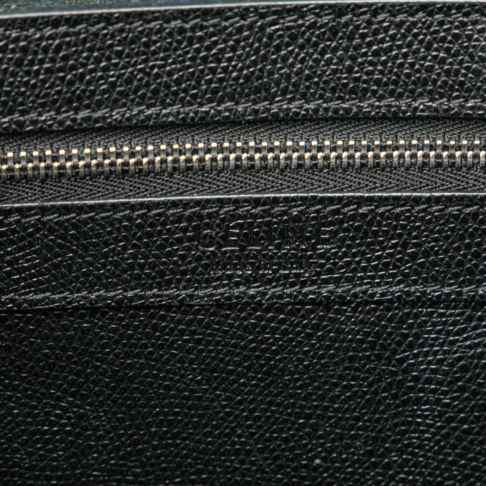 Small Grained Calfskin Vertical Cabas Satchel